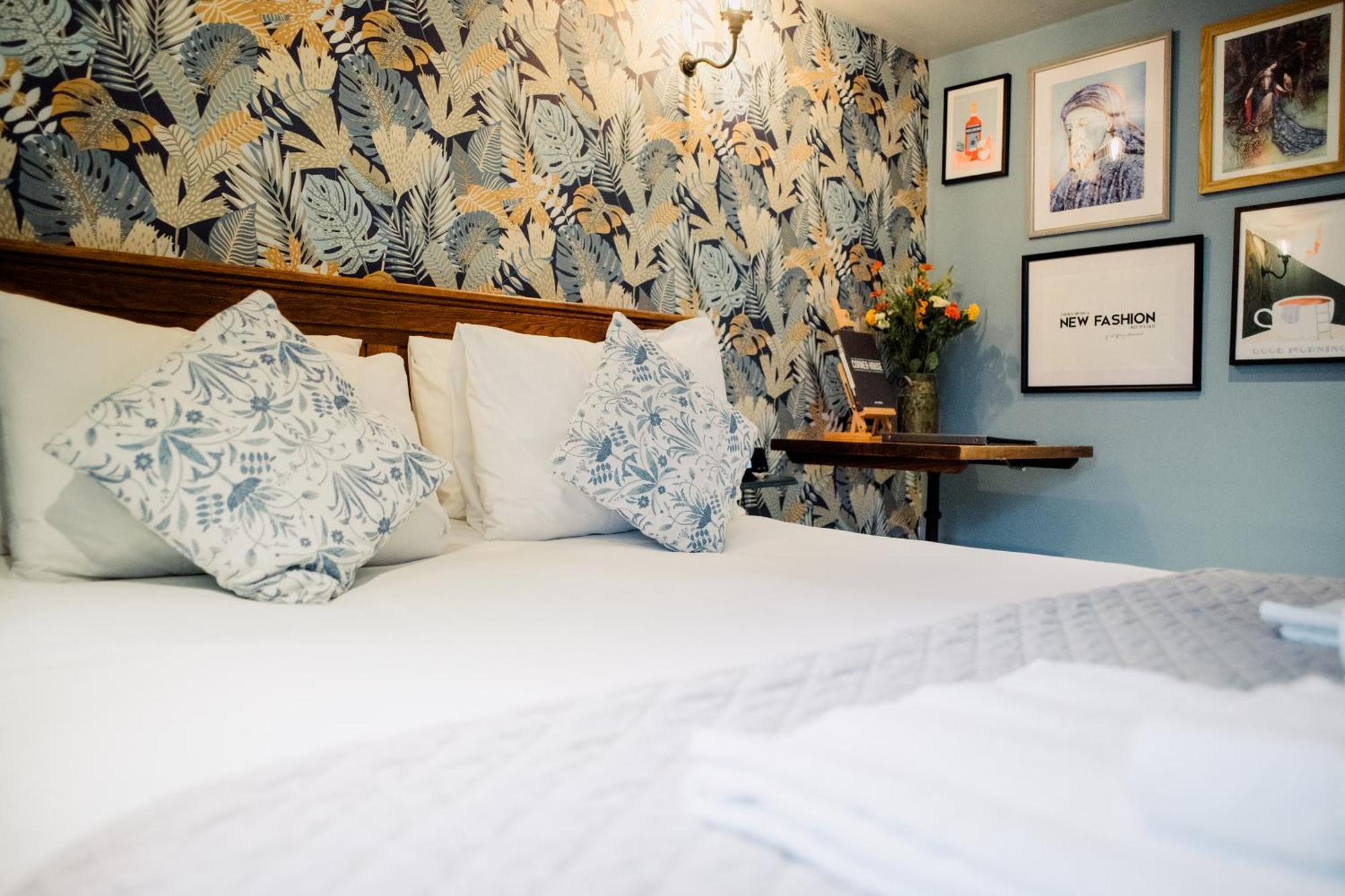 The Corner House Canterbury Bagian luar foto