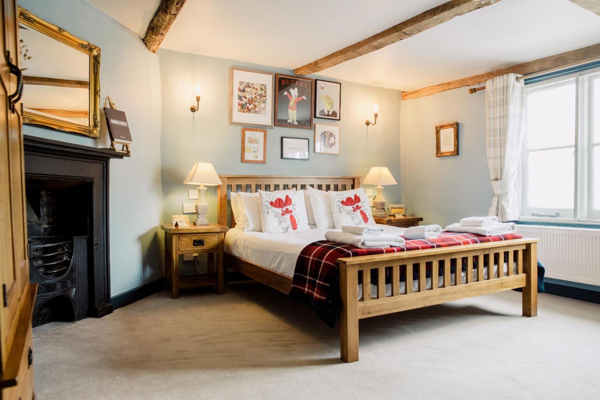 The Corner House Canterbury Bagian luar foto